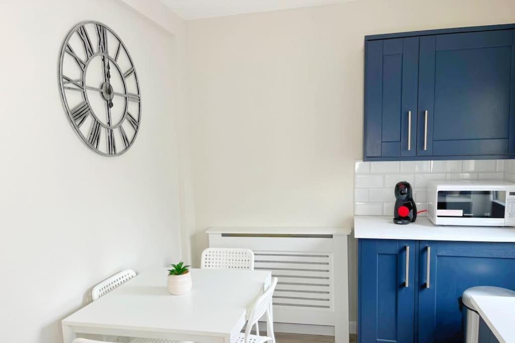 Royal Haven Apartamento Hillsborough Exterior foto